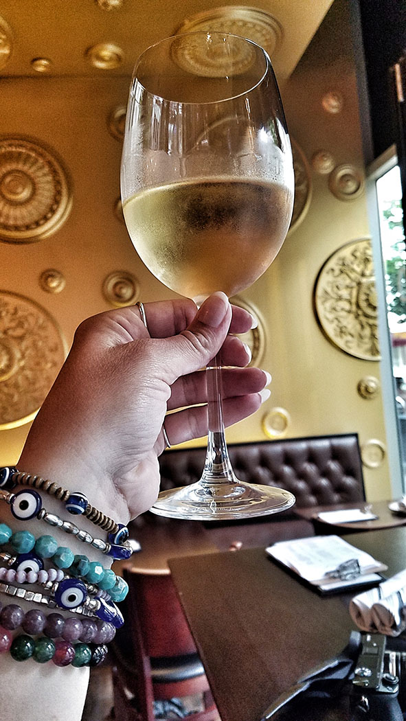 A Chicago Wine Bar and A Dancing Man The Road Linds Travels