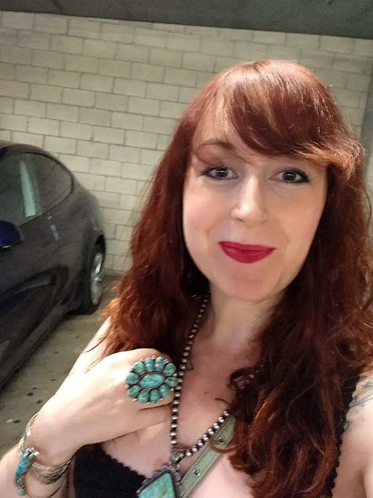 KASEY HERRIN selfie in parking garage